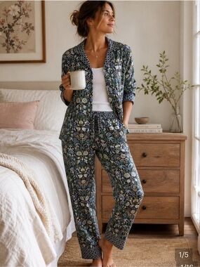 Vera Bradley 100% Cotton Enchanted Woodland Animal Pajama Set Size XS